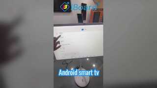 nuovo tipo di monitor Android da 32 pollici