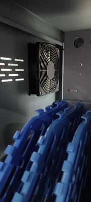 CE Carica corrente alternata Carica corrente continua e USB Tipo A Tipo C Cassaforte di archiviazione iPad Cesto di ricarica mobile Armadio di ricarica con ruote