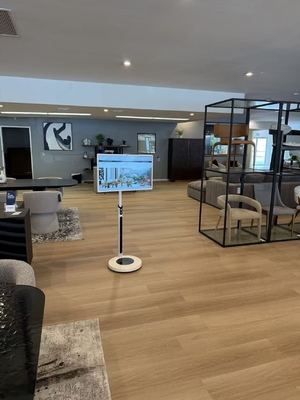 Dispositivo interattivo regolabile con touch screen Tablet Kiosk 50000 ore di servizio ore e rotazione a 180 gradi per trasformare il tuo business e il tuo divertimento al livello successivo