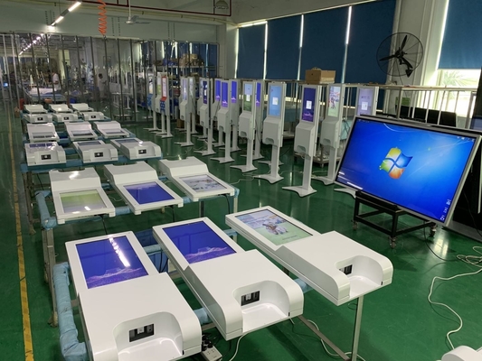 Intel Core I3 CPU Touch Screen Kiosk tutto in uno con certificati FCC