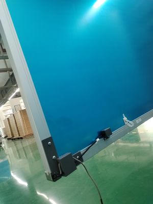 Lavagna interattiva con superficie in ceramica o plastica lucida a contatto IR diretto dalla fabbrica, con 20 punti di contatto, pannello touch intelligente con 22 tasti di scelta rapida per lato per una navigazione facile e veloce, per l'istruzione scolastica.