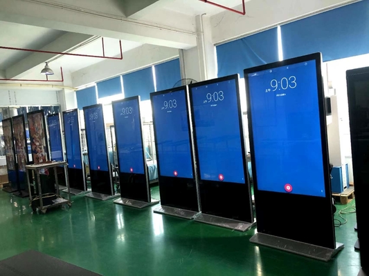 Display touch commerciale Display touch kiosk digitale interattivo Display per aziende