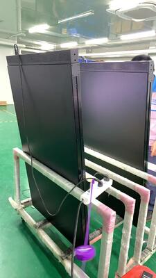 Monitoraggio e analisi delle campagne pubblicitarie digitali Monitor pubblicitario digitale con vero monitoraggio in tempo reale e tipo di installazione di supporto a parete o pavimento