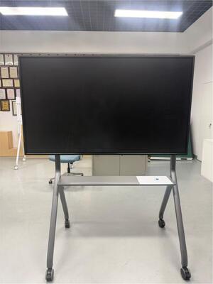 Monitor interattivo con schermo touch Free-OS da 86 pollici per riunioni sicure e aule