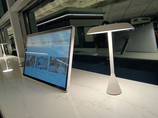 Display touch monitor mobile per riunioni video da 24,5 pollici, 8 GB di RAM, da tavolo e da pavimento