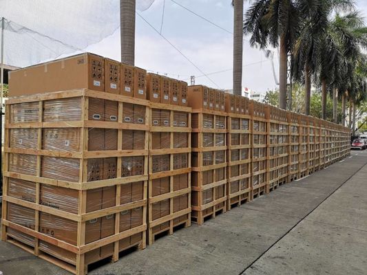 IBoard touchscreen Interactive Flat Panel con Windows OPS Computer Opzionale, profondità di colore 1,07 G (8bits+FRC) e luminosità 350 Cd/m2 per sale riunioni moderne