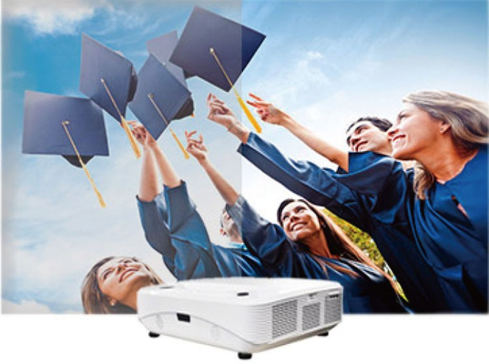 iBoard Proiettore portatile laser DLP economico 4K Whiteboard Proiettore Ultra Short Throw per classe Tavole didattiche scolastiche