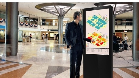 L'OEM progetta punti per il cliente interattivi di tocco del multi di tocco chiosco del visualizzatore digitale i 10 per il centro commerciale